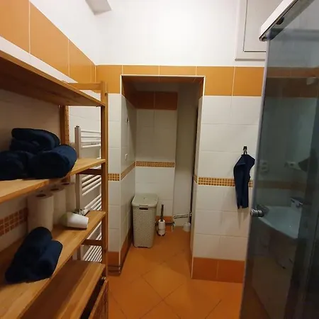 Stylish & Quiet Next To Presidential Palace *