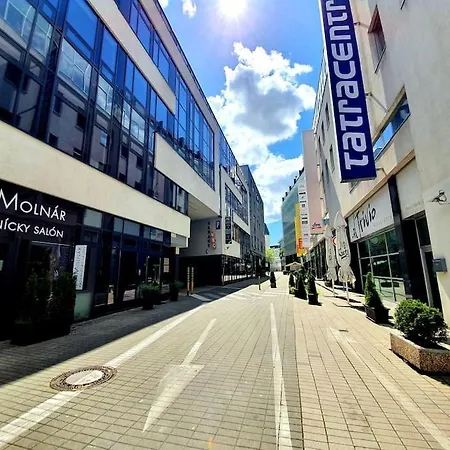 Stylish & Quiet Next To Presidential Palace Apartment *