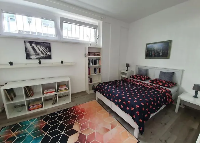 Apartament Stylish & Quiet Next To Presidential Palace Bratysława